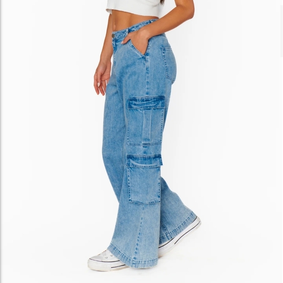 NWT Show Me Your MuMu Thw Cargo Jeans. Size 31 - Picture 2 of 12